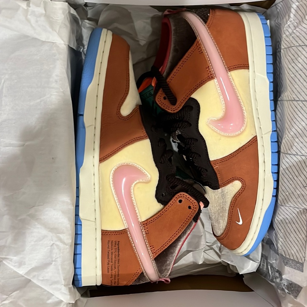 Nike Dunk x Social Status size WMNS 8.5